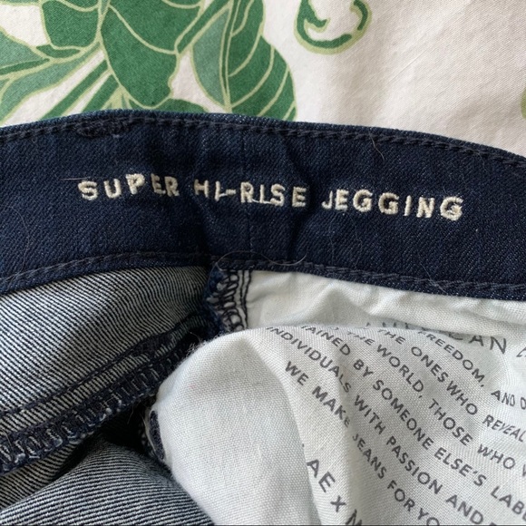 Women’s American Eagle Hi-Rise Jeggings, 2 - Picture 4 of 5